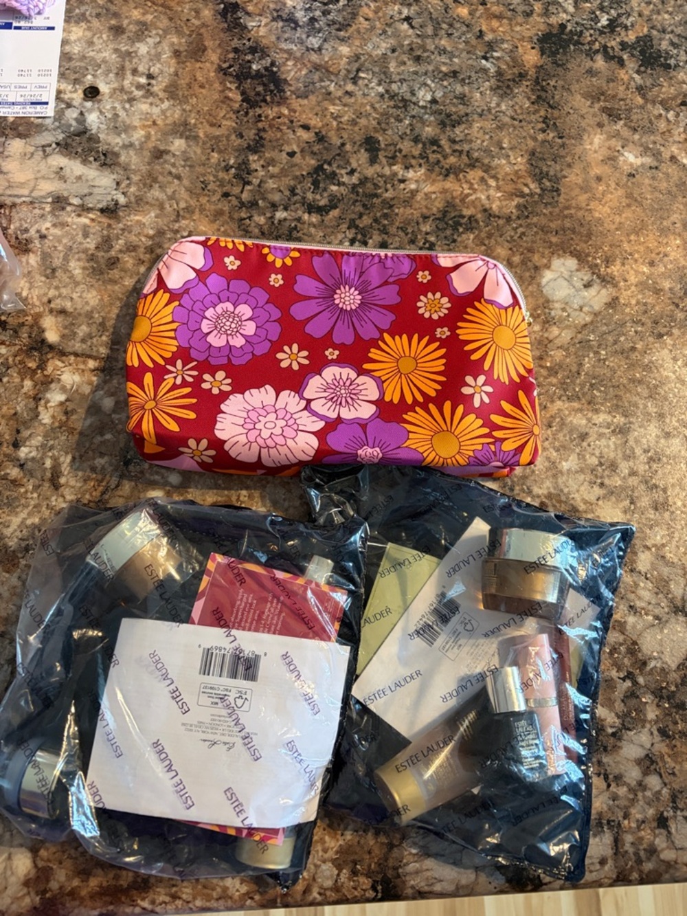 Estee Lauder Floral Cosmetic Pouch in Red, Purple & Orange With Two Sample Packs